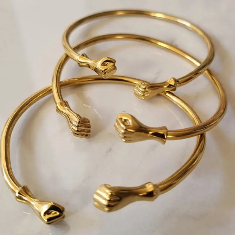 18k Gold Platted Power Fist Gold Bangle – Symbol of Strength, Unity & Freedom | Afro-Inspired Jewelry