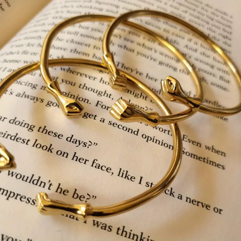 18k Gold Platted Power Fist Gold Bangle – Symbol of Strength, Unity & Freedom | Afro-Inspired Jewelry